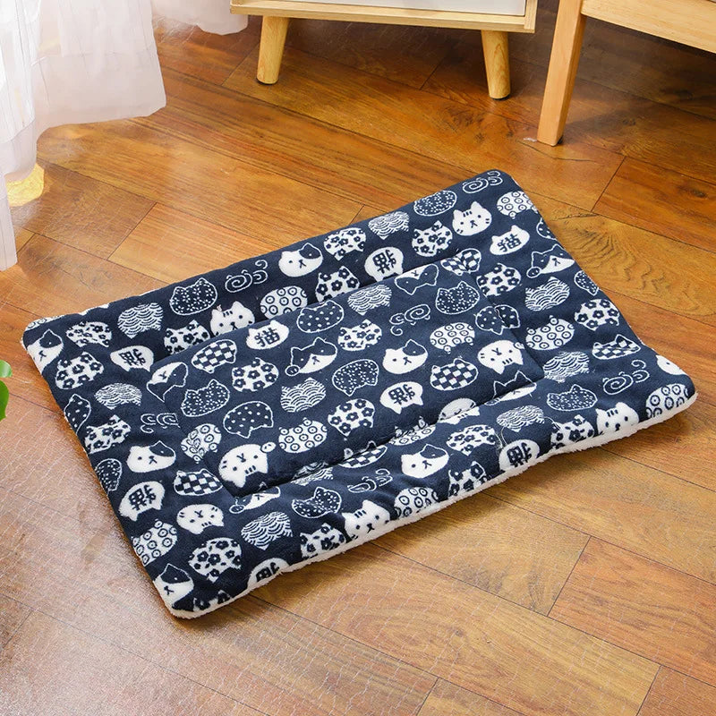 Thick Warm Flannel Cat And Dog Sleeping Cushion
